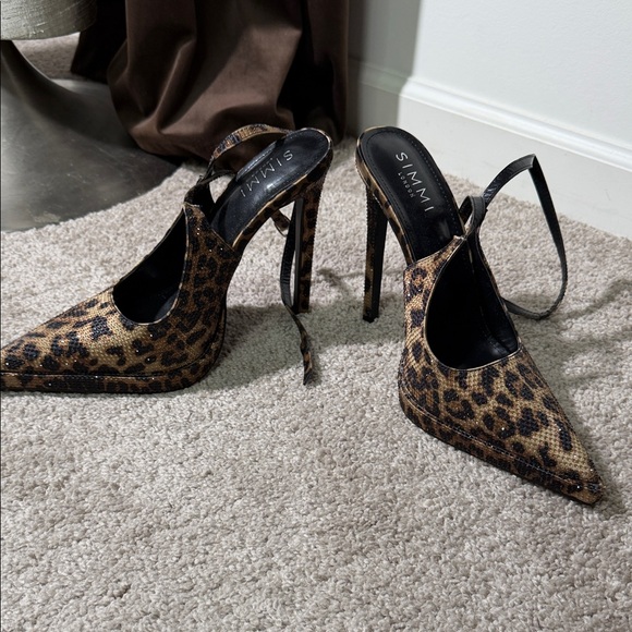 Leopard Print Women's Heels - Picture 2 of 6